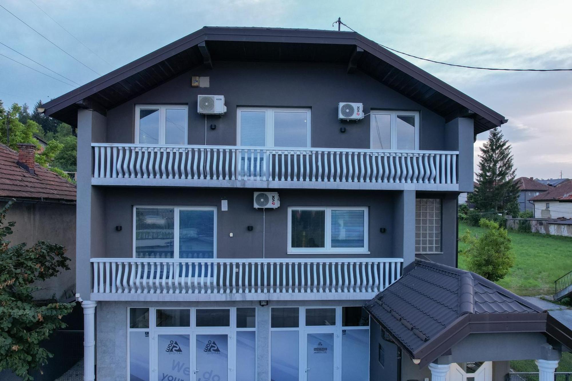 Evergreen Apartments ヴィソコ エクステリア 写真