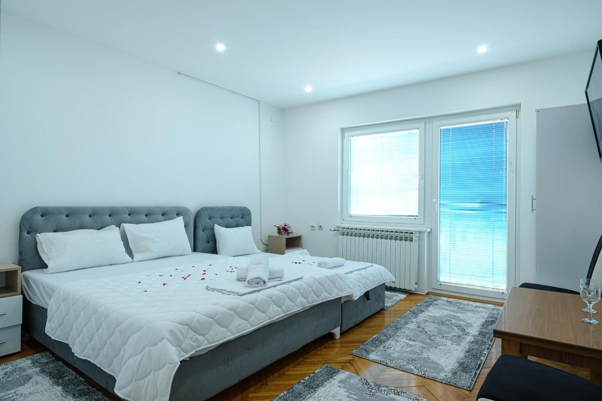Evergreen Apartments ヴィソコ エクステリア 写真